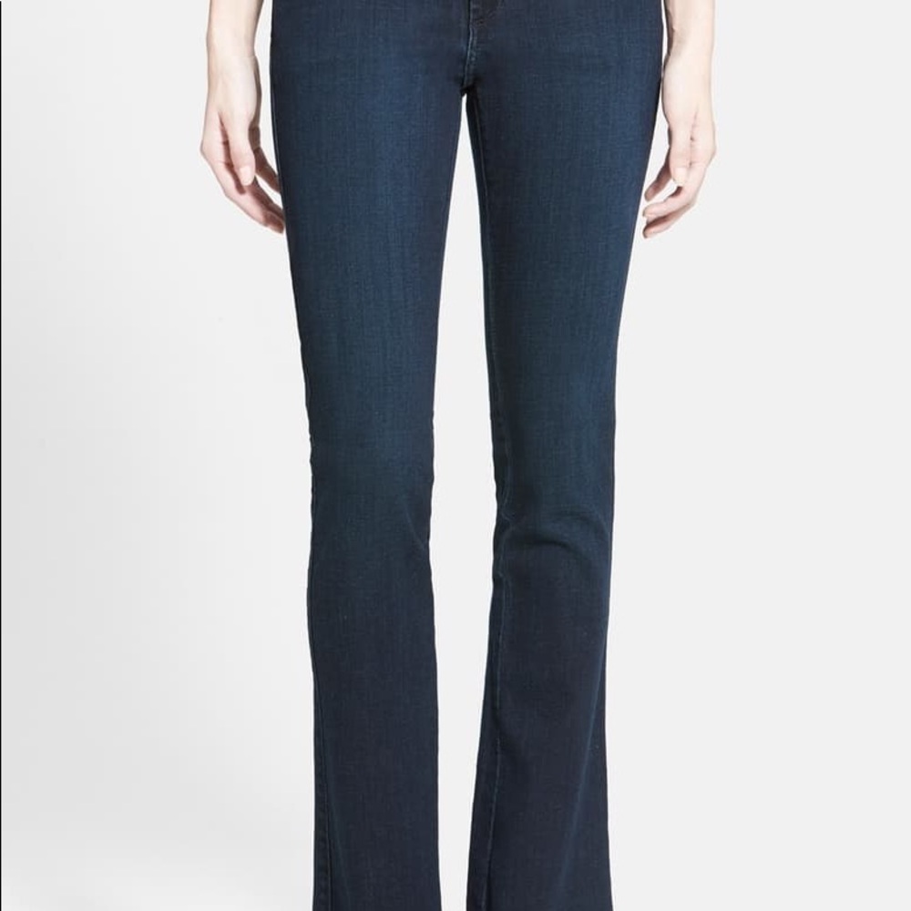 women's NWT JAMES JEANS nu boot style sz 28